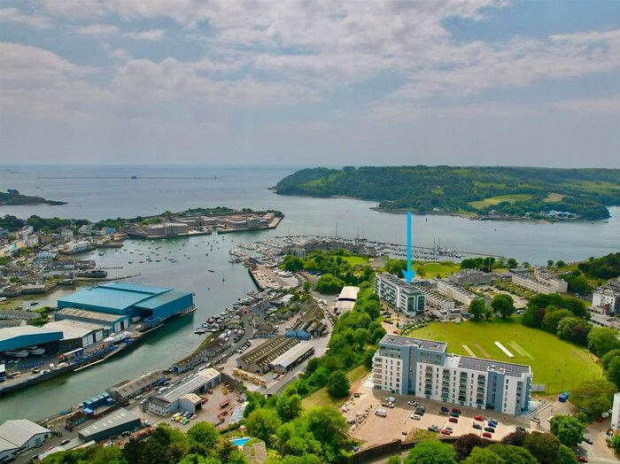2 Bedroom Flat For Sale In Discovery Road, Plymouth, PL1
