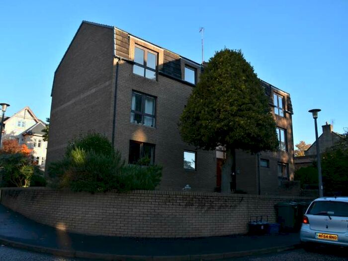2 Bedroom Property To Rent In Guardianswood, Ellersly Road Murrayfield, Edinburgh, EH12