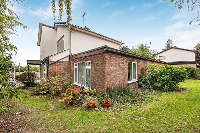 3 Bedroom Detached House For Sale In Shepherds Mount, Compton, Newbury, Berkshire, RG20