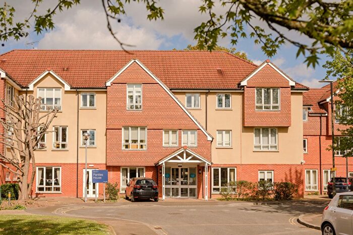 1 Bedroom Flat For Sale In Langley Road, Wimbledon, London, SW19