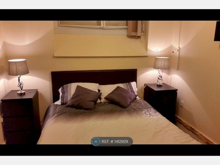 2 Bedroom Flat To Rent In Linen House, Nottingham, NG7