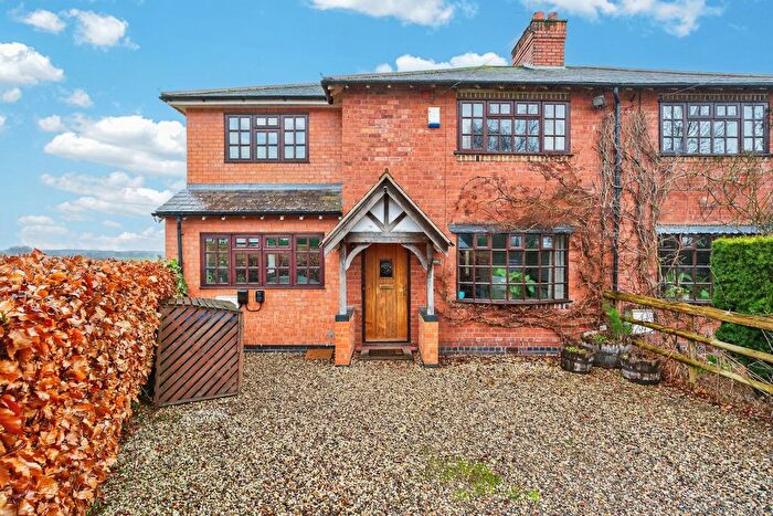 3 Bedroom Semi-Detached House For Sale In Rugby Road, Weston Under Wetherley Leamington Spa, Warwickshire, CV33