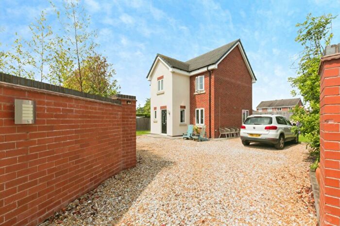 4 Bedroom Detached House For Sale In Crewe Road, Crewe, Cheshire, CW2