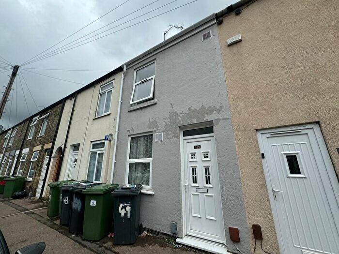 3 Bedroom House To Rent In Craig Street, Peterborough, PE1