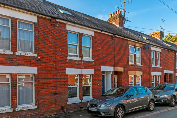2 Bedroom Terraced House To Rent In St Johns Road, Winchester, SO23