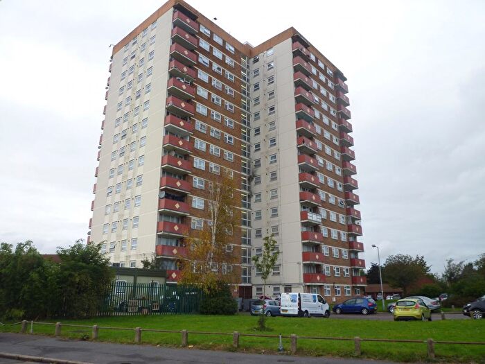 3 Bedroom Flat To Rent In Mossdale Court, Teesdale, Luton, LU4