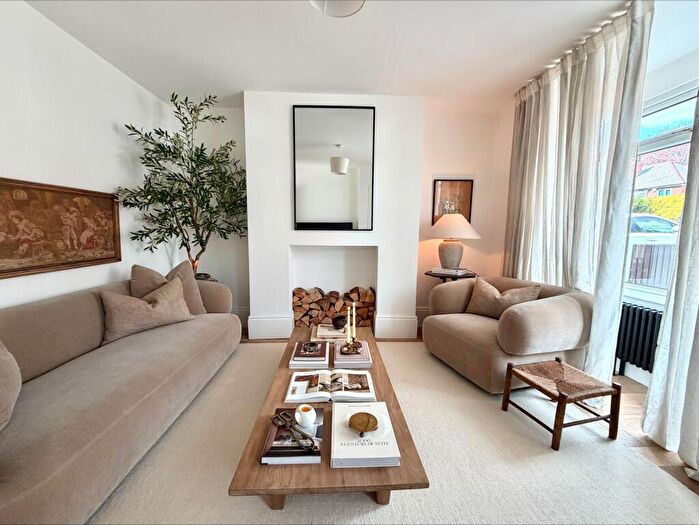 2 Bedroom Semi-Detached House For Sale In Tenter Lane, Warmsworth, Doncaster, DN4