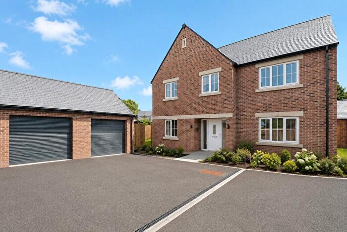 5 Bedroom Detached House For Sale In Fenton Meadows, Barmby-On-The-Marsh, Goole, DN14