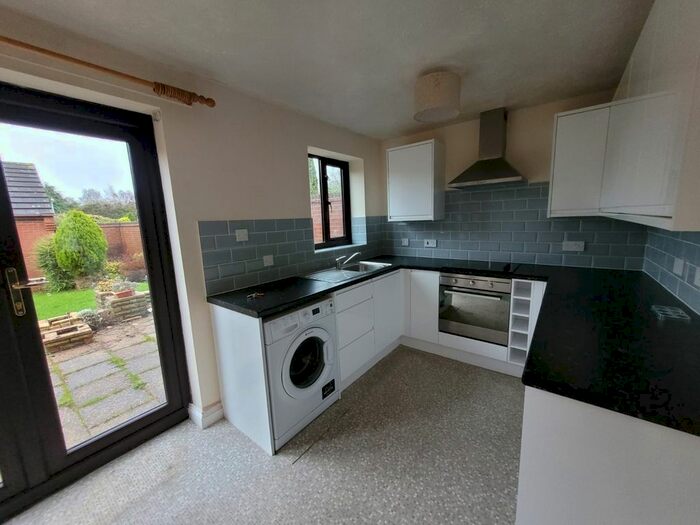 3 Bedroom Detached House To Rent In Woodthorpe Road, Kings Heath, B14