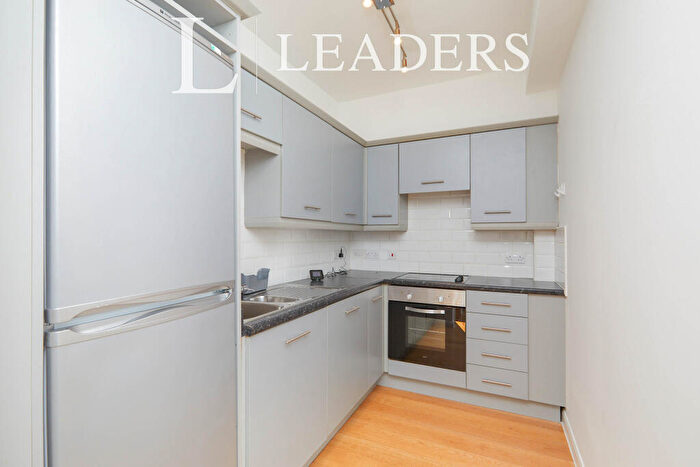 2 Bedroom Flat To Rent In Gower Street, Derby, Derbyshire, DE1
