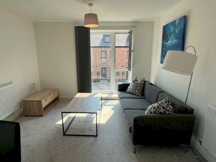 2 Bedroom Flat To Rent In Attwood House, Birmingham, B5