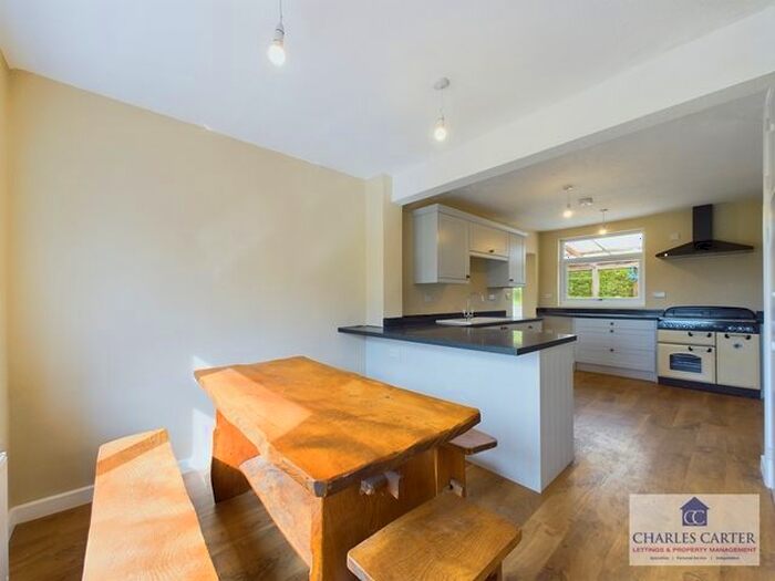 3 Bedroom Detached House To Rent In Alcester Road, Radford, Worcester, WR7