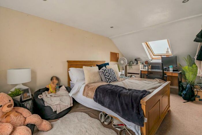 5 Bedroom Terraced House To Rent In James Street, Student Bedroom, OX4