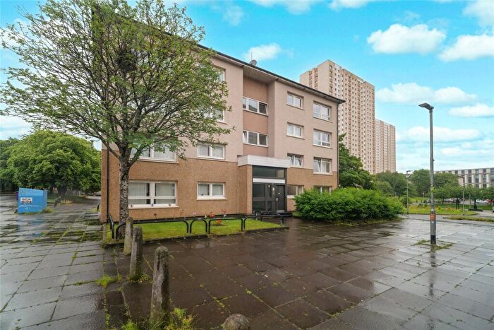2 Bedroom Flat For Sale In Kennedy Path, Glasgow, Glasgow City, G4