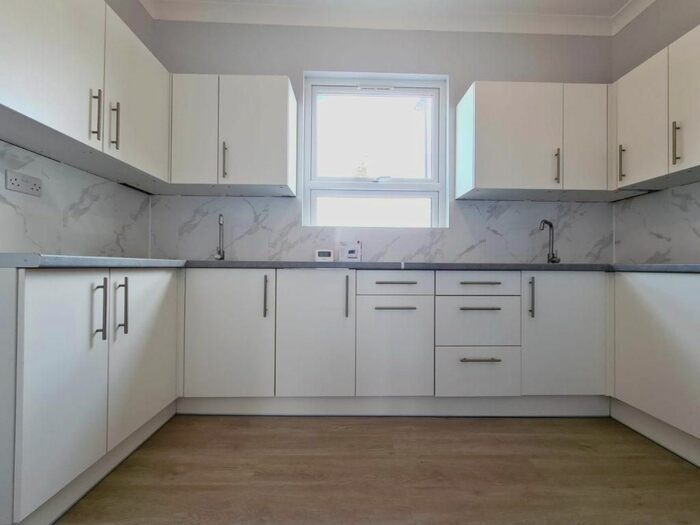 2 Bedroom Flat To Rent In Roundwood Terrace, Vartry Road, London, N15