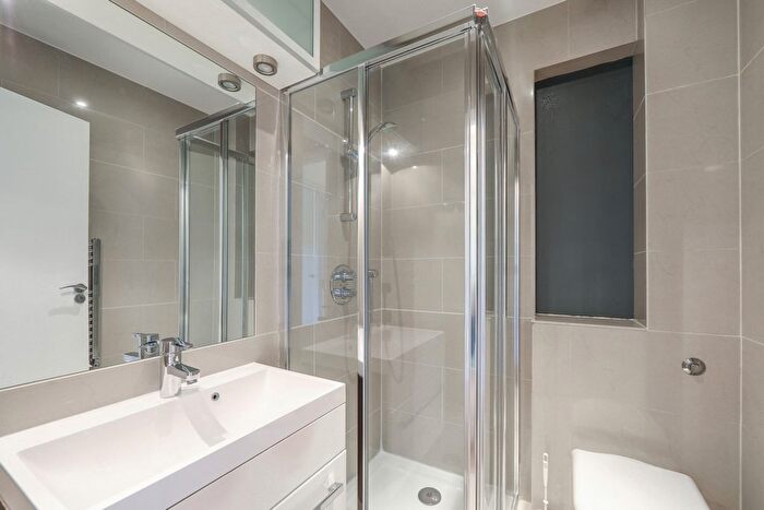 1 Bedroom Flat To Rent In Roderick Road, London, NW3