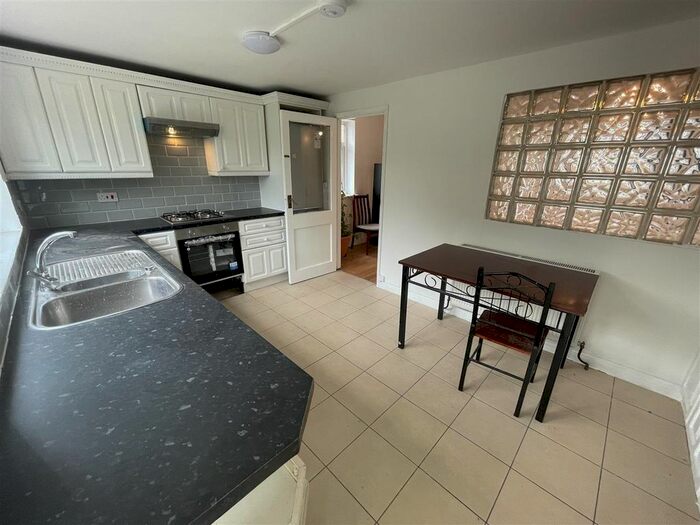 2 Bedroom Semi-Detached House To Rent In St. Brides Avenue, Edgware, HA8