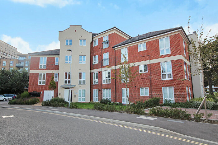 2 Bedroom Flat To Rent In Cambrian Way, Worthing, BN13