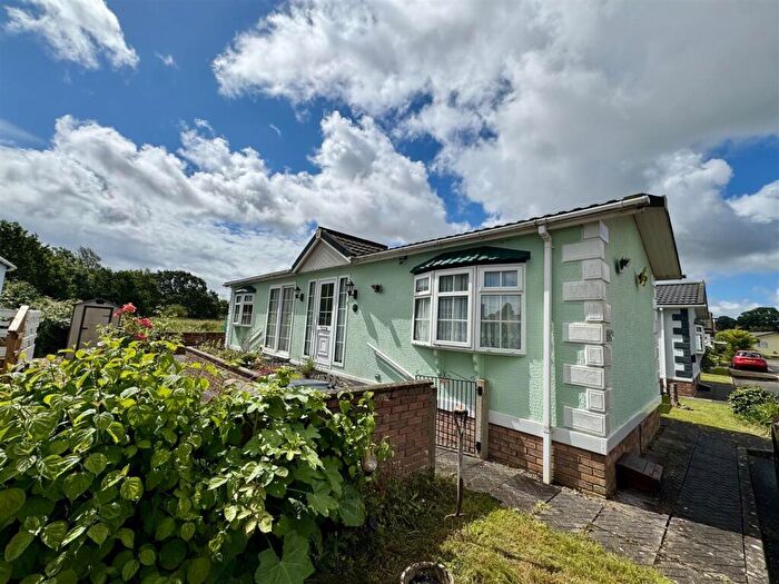 2 Bedroom Park Home For Sale In Severn Bridge Park Homes, Beachley, Chepstow, NP16