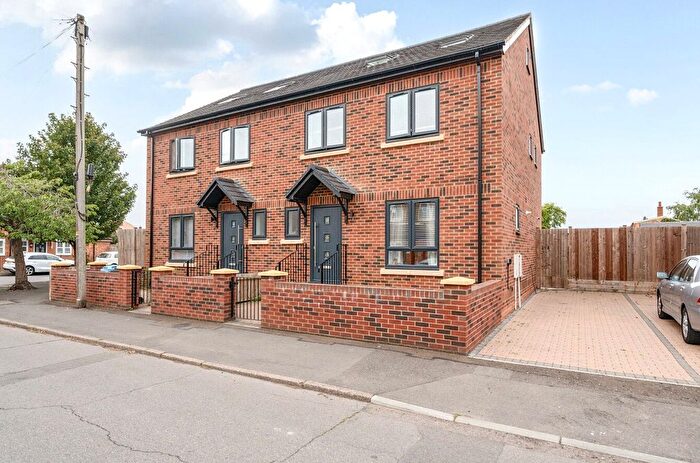 4 Bedroom Semi-Detached House For Sale In Princes Close, Eton Wick, Windsor, SL4
