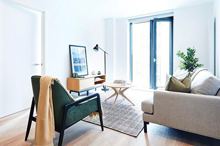 2 Bedroom Apartment To Rent In Apartment, Symphony Park, Manchester, Greater Manchester, M1