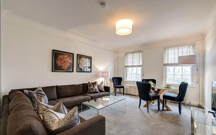 2 Bedroom Flat To Rent In Fulham Road, London, SW3