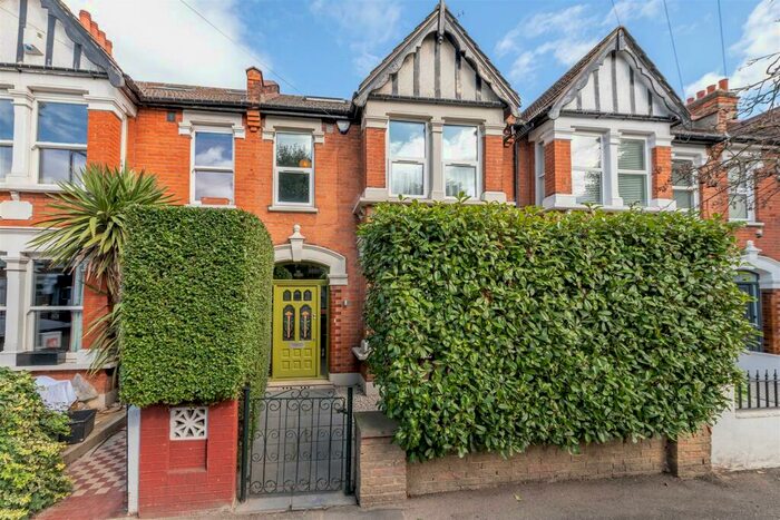 3 Bedroom Terraced House To Rent In Peterborough Road, Leyton, E10