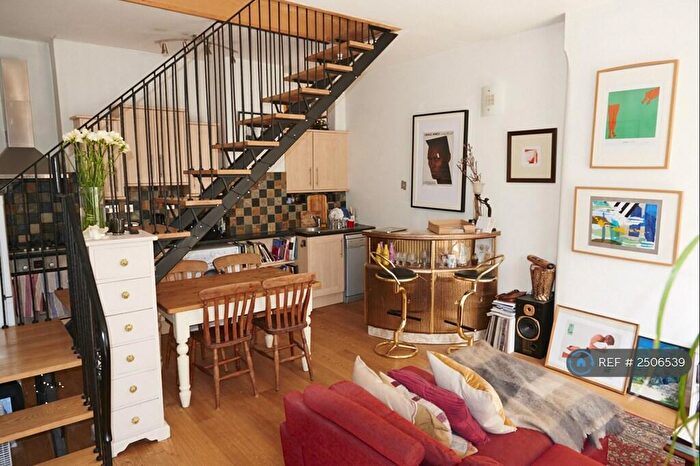 1 Bedroom Terraced House To Rent In Pendulum Mews, London, E8