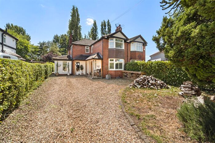 3 Bedroom Semi-Detached House For Sale In Wilford Avenue, Sale, M33