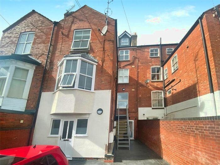 3 Bedroom Flat To Rent In Norfolk Street, Leicester, Leicestershire, LE3