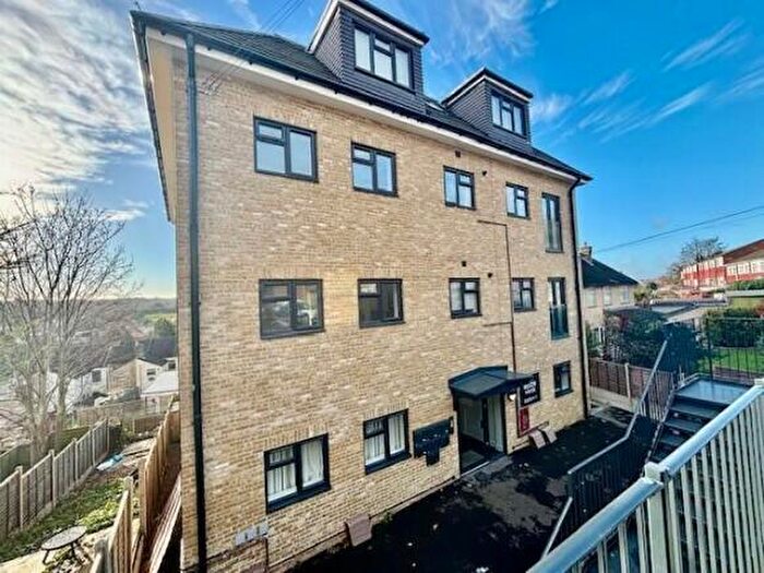 1 Bedroom Apartment To Rent In Beacon House, Chatham, ME5