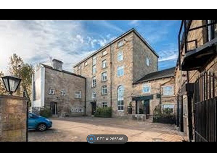 2 Bedroom Flat To Rent In Rivermill Court, Leeds, LS5