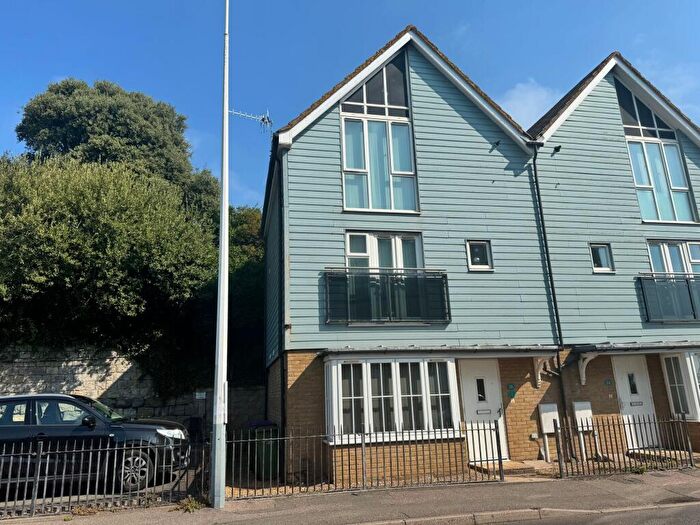 1 Bedroom Flat To Rent In Seabrook Road, Hythe, CT21