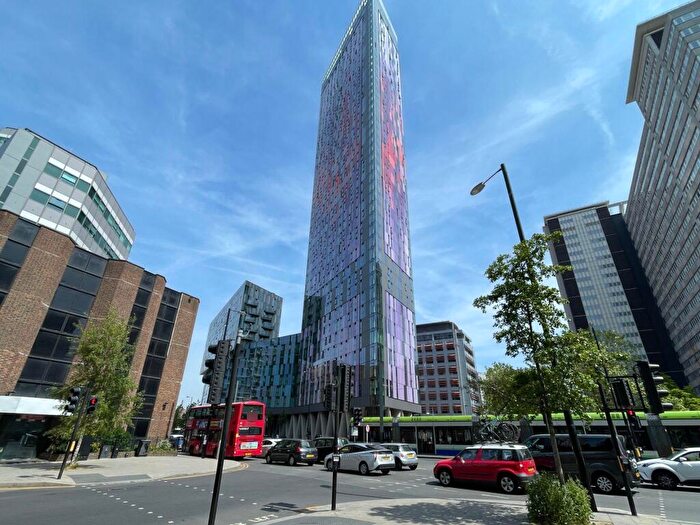 1 Bedroom Apartment To Rent In Saffron Central Square, Croydon, CR0
