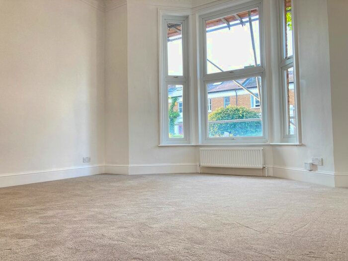 5 Bedroom Semi-Detached House To Rent In The Grove, London, W5