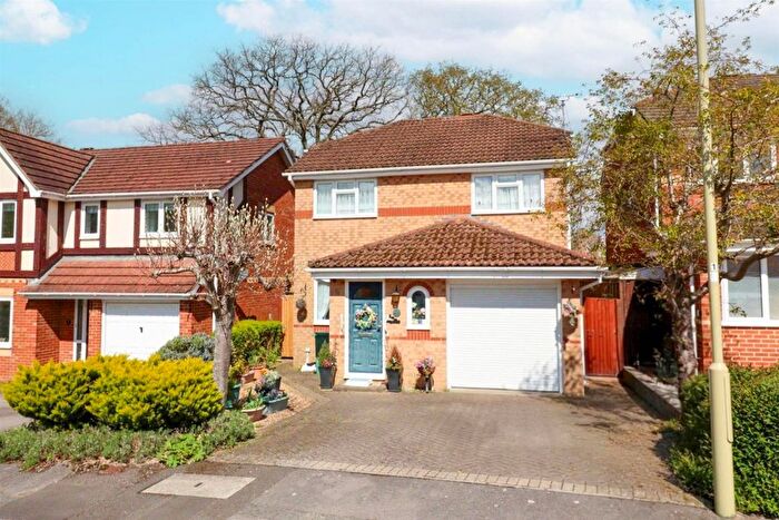 3 Bedroom Detached House For Sale In Gondreville Gardens, Church Crookham, Fleet, GU52