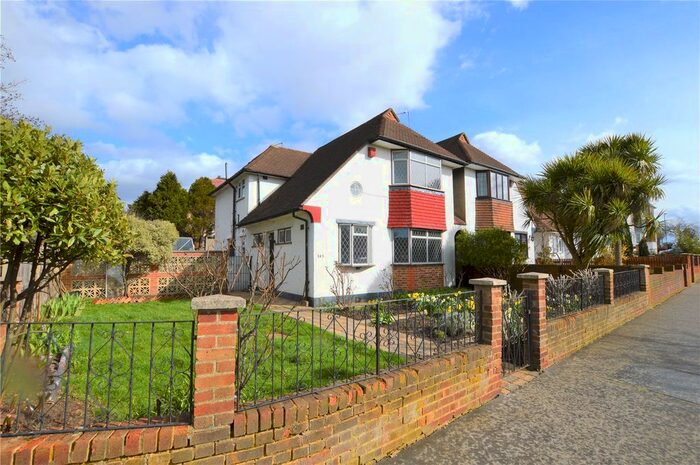 3 Bedroom Detached House To Rent In Ingram Road, Thornton Heath, CR7