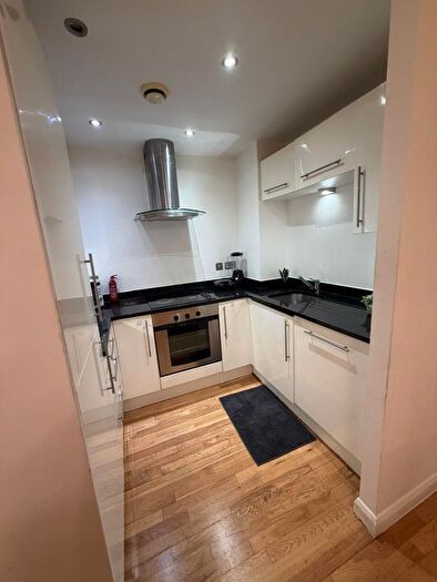 1 Bedroom Flat To Rent In Ilford Hill, Ilford, IG1