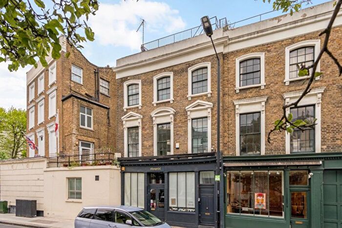 3 Bedroom Flat To Rent In Westbourne Park Road, W11