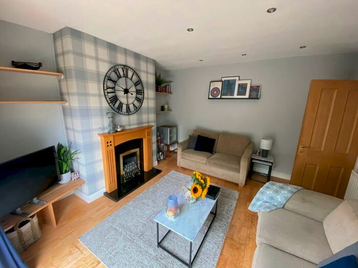 3 Bedroom Apartment To Rent In Wiseton Court, Longbenton, NE7