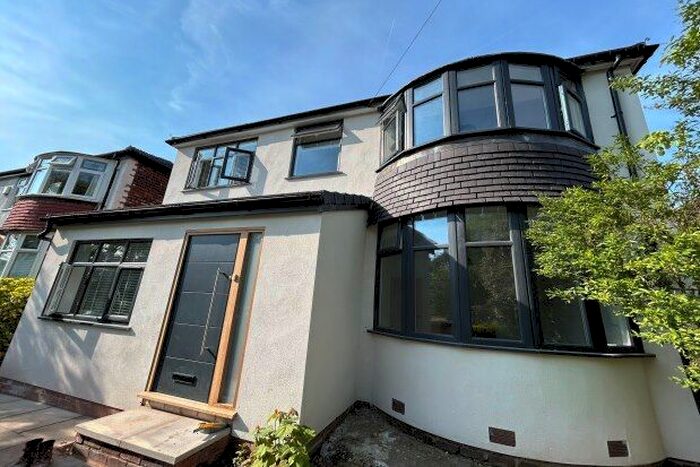 4 Bedroom Detached House To Rent In Clough Avenue, Sale, M33