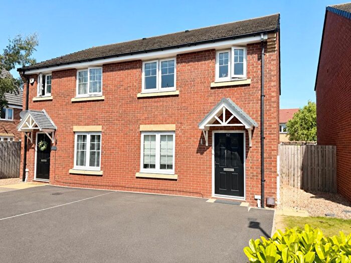 3 Bedroom Semi-Detached House For Sale In De Havilland Wynd, Hemlington, Middlesbrough, TS8