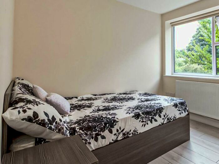 2 Bedroom Apartment To Rent In Apt, Portland Place #, LS6