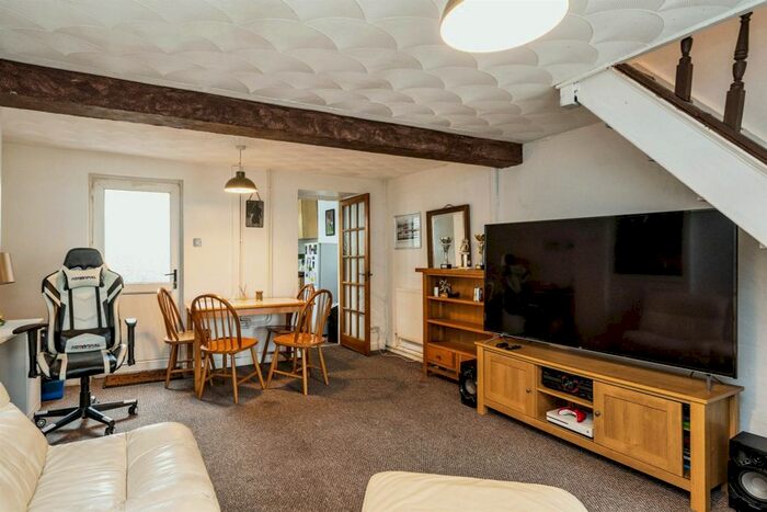 2 Bedroom Terraced House For Sale In Merthyr Road, Glynneath, Neath, SA11