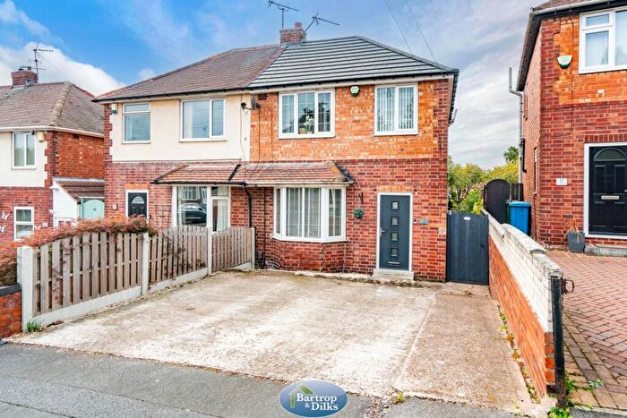 3 Bedroom Semi-Detached House For Sale In Raines Park Road, Worksop, S81