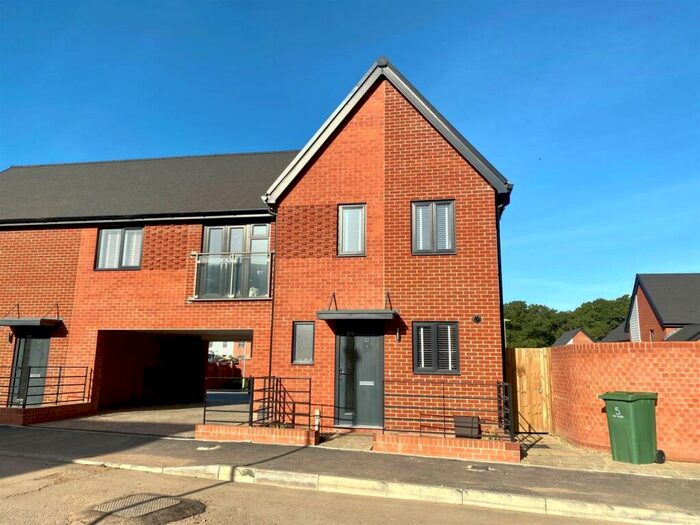 2 Bedroom Semi-Detached House To Rent In Whiteley Way, Whiteley, PO15