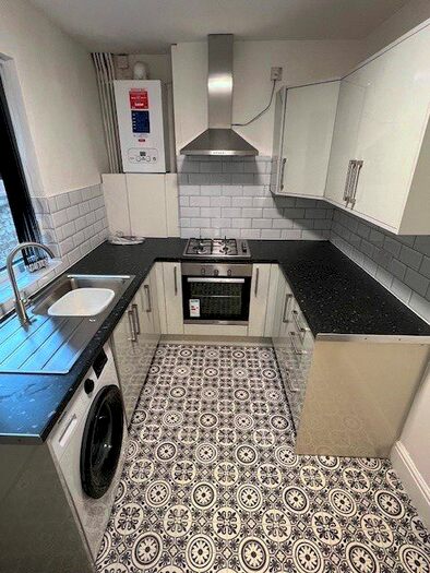 2 Bedroom Detached House To Rent In Beakes Road, Smethwick, West Midlands, B67