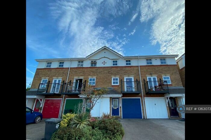 3 Bedroom Terraced House To Rent In Sara Crescent, Greenhithe, DA9