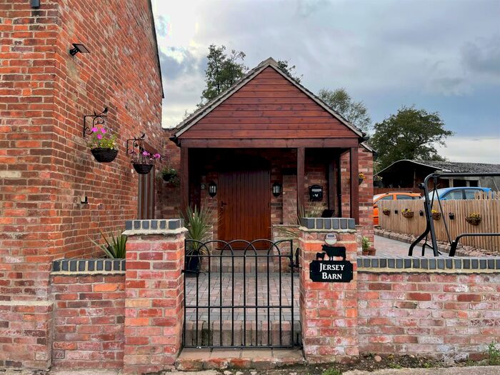 3 Bedroom Barn Conversion For Sale In Mill Farm, Stramshall, Uttoxeter, ST14