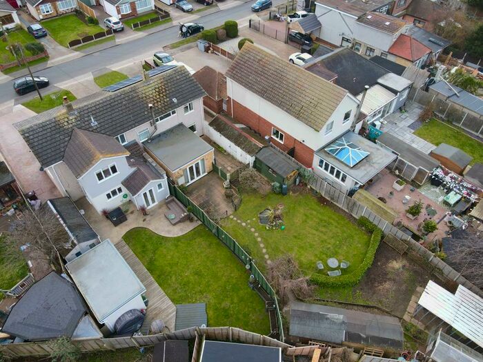 3 Bedroom SemiDetached House For Sale In Ft Rear Garden, Leigh Road